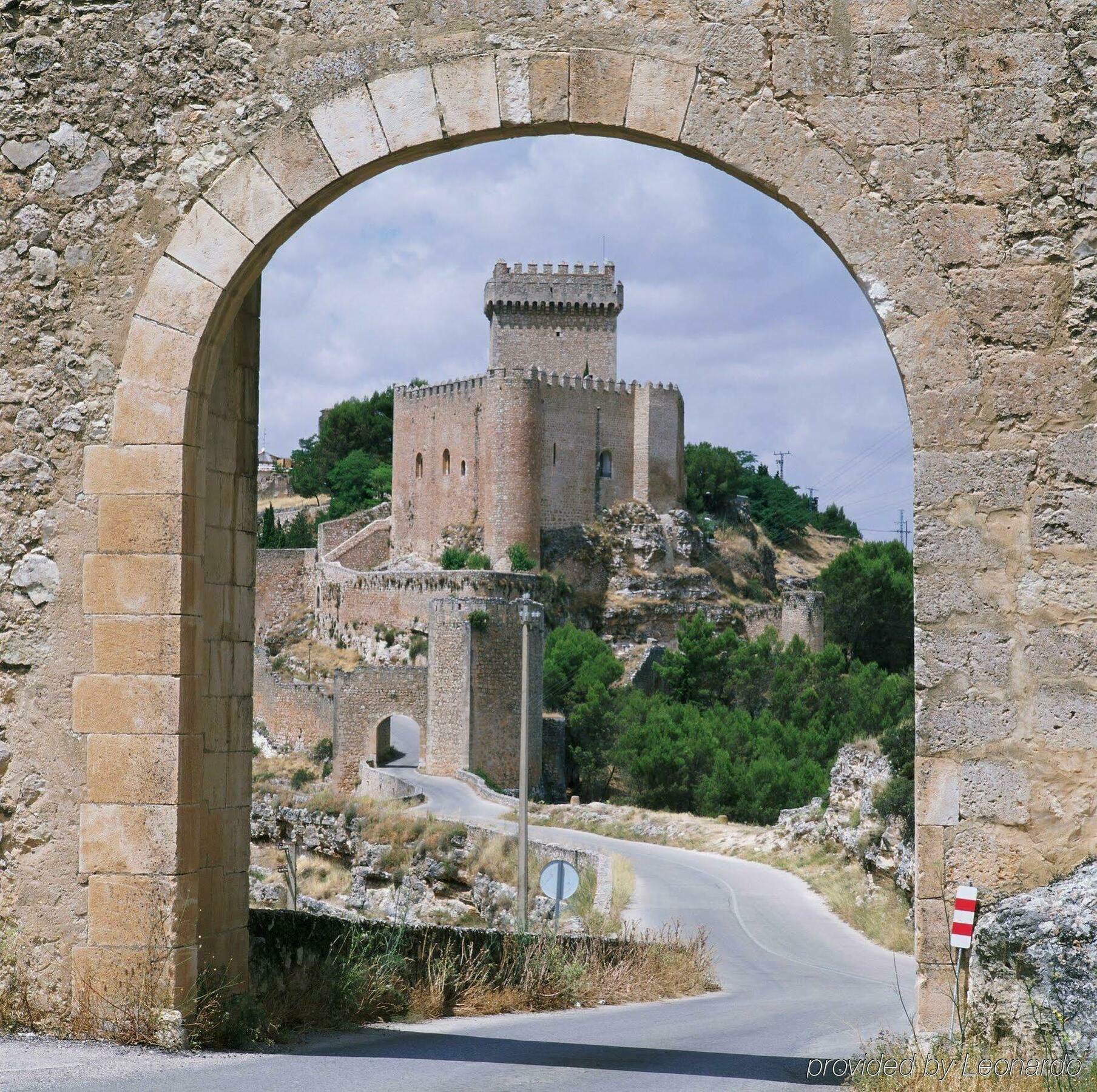 Hotel Parador De Alarcón Exteriér fotografie